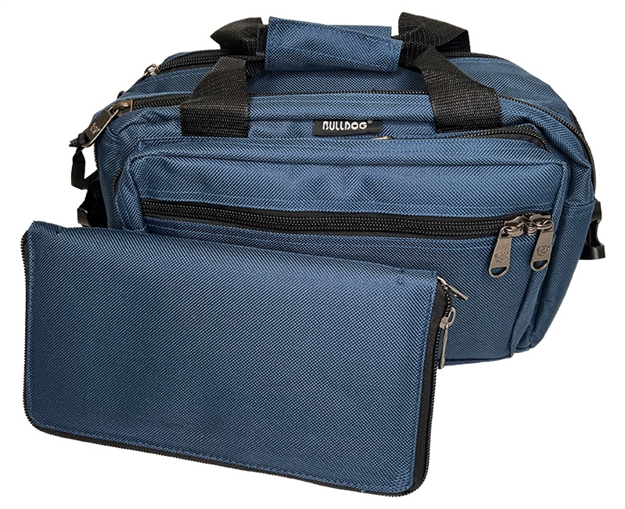 Picture of Bulldog Gun Cases Deluxe Rangebag Navy Blue W/Pistol Rug BD906 672352016260