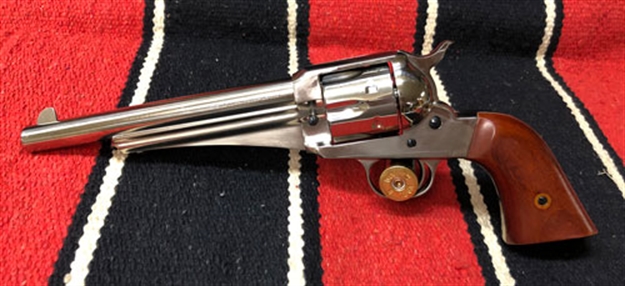 Picture of Cimarron Firearms 1875 Outlaw 45Lc FS 7.5" Nickel Walnut CA151N00 844234110445