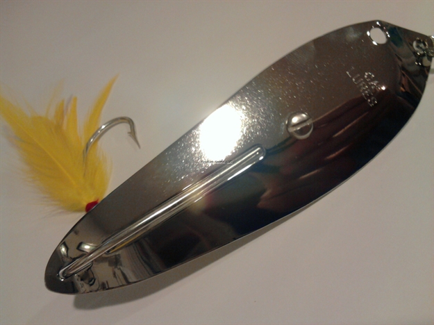 Picture of Crippled Alewive Trolling Spoon, 4 1/8", 3/0 Hook, Chrome/Yellow Feather
