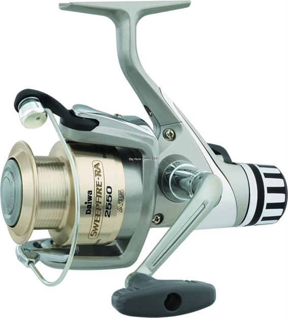 Picture of Daiwa Sweepfire-Ra Spinning Reel, Rh, 1Bb, 5.1:1 Ratio, Abs Alum Spool, Mono 4/155, 6/100, 8/80