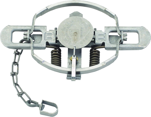 Picture of Duke Traps Coil Spring Trap, Offset Jaw, #3 CS Os, 6" Jaw Spread, Bobcat, Coyote, Lynx