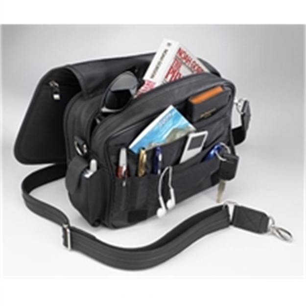 Picture of Gun Totin' Mamas Field Handbag,Bk