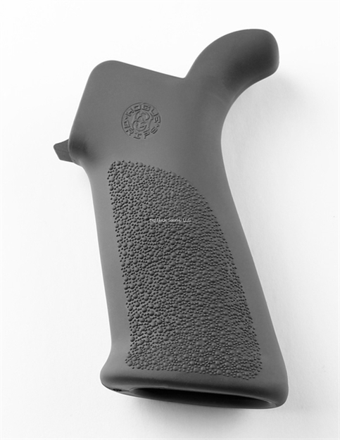 Picture of Hogue Ar-15/M-16 Rubber Grip, Beavertail With NO Finger Grooves, Grey 15032