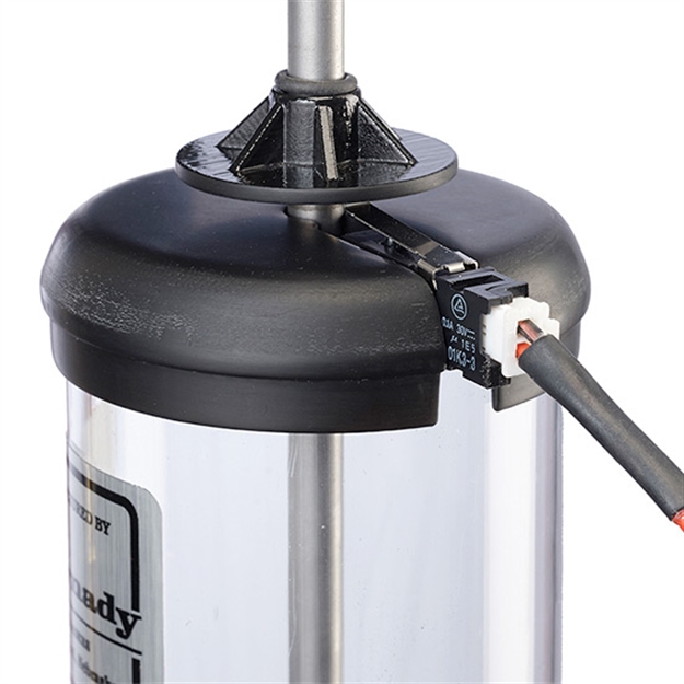 Picture of Hornady Lnl CP Powder Level Check