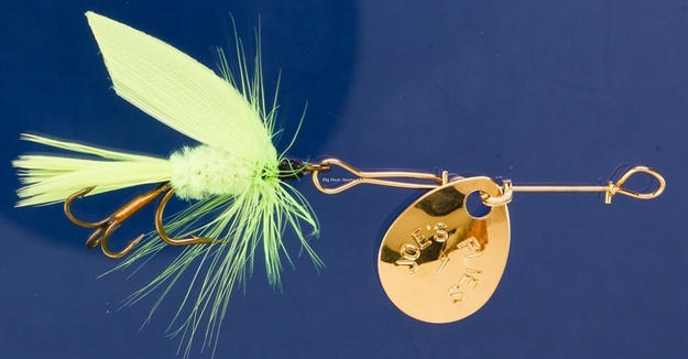 Picture of Joes Short Striker Classic In-Line Spinner Fly, SZ 8, Glo-Trout