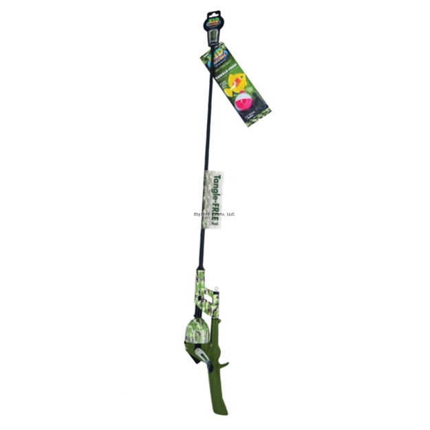 Picture of Kid Casters Green Camo Tangle-Free Kids Combo, 34" Inline Rod, 3.3:1 Gear Ratio, Casting Plug, Safety Hook, 1.5" Bobber