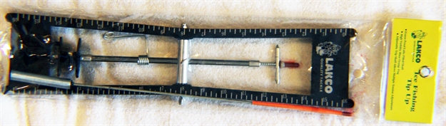 Picture of Lakco Tip UP Tangle Free Black 16" Vinyl Bag