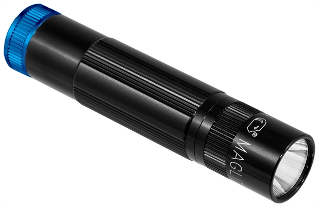 Picture of Maglite Xl50s3sx7 Xl50  Blue Led 200 Lumens Aaa (3) Included Battery Black