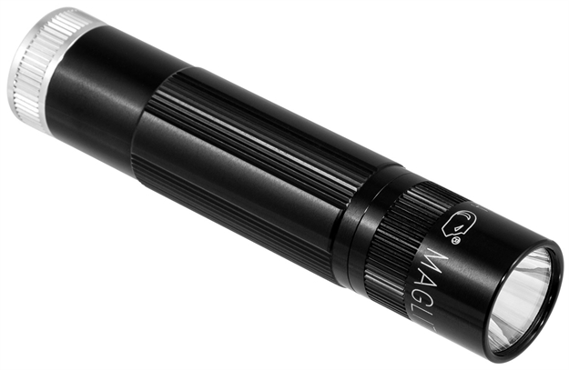 Picture of Maglite Xl50s3sz7 Xl50  White Led 200 Lumens Aaa (3) Included Battery Black