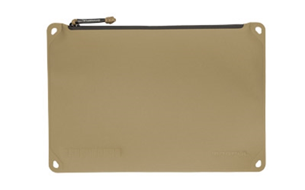 Picture of  Magpul Mag858-245 Daka Pouch Large Flat Dark Earth Polymer 840815108870
