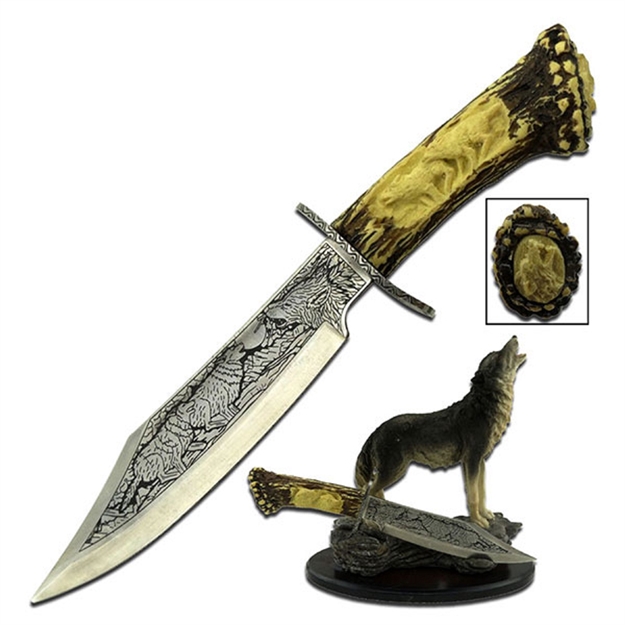 Picture of Master Cutlery Collectible Knife 5" Blade W-Wolf Resin Stand
