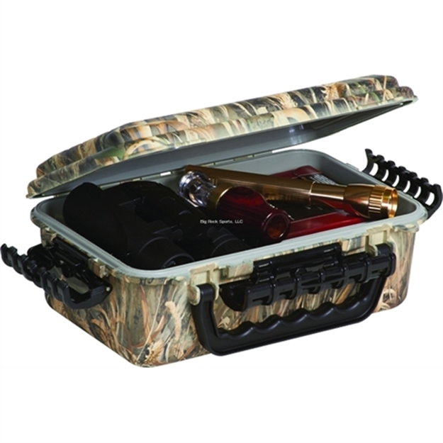 Picture of Plano Guide Series Hunter Waterproof Case, X-Large, Dri-Loc O-Ring Seal, 13.88"L X 9"W X 5.13"H, OD Green