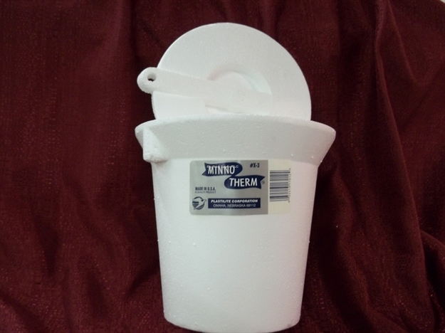 Picture of Plastilite Minnow Bucket,  2-1/2 Quart Foam, W/ Rope Handle