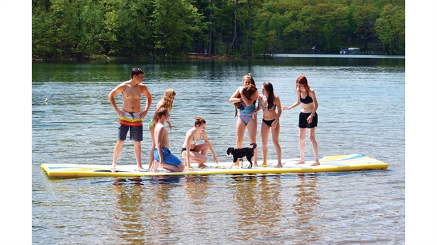 Picture of Ravel Match Llc Water Whoosh 20' White