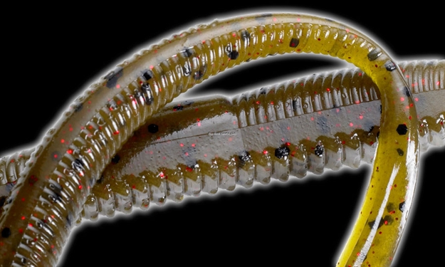 Picture of Reaction The Flirt Finesse Worm, 4.95", Green Pumpkin/Red, 15/Pack