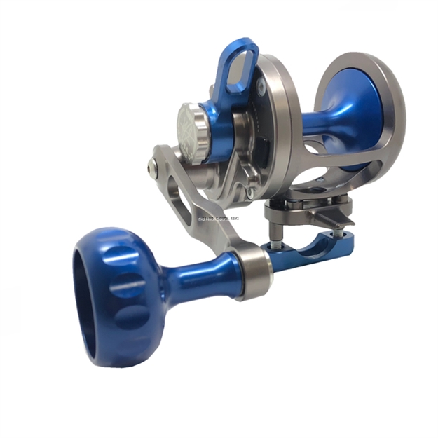 Picture of Seigler SG (Small Game) Smoke/Blue Lever Drag Fishing Reel RH Lever Drag, 7 Brg, 6:1, 275Yd #20 Mono, 450Yd #50 Braid