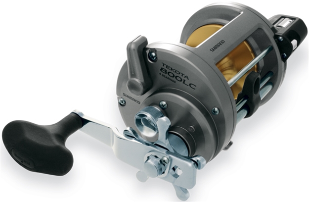 Picture of Shimano Tekota 800 Conventional Star Drag Reel, Rh, 3Bb + 1Rb, 4.2:1 Ratio, Alum Spool, Braid 50/820, 65/780, Mono 25/530, 30/450