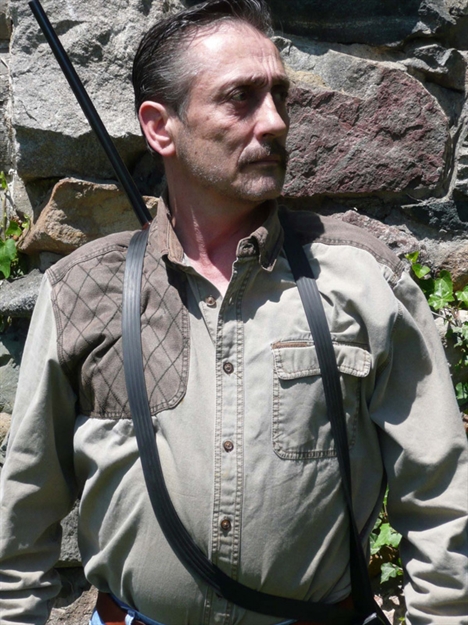 Picture of Slogan Outdoors Ultraflex Med. Weight Sling W/Brute Swivels Non-Slip Black