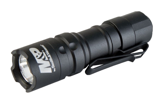Picture of Smith & Wesson M&P Delta Force Cs-20 Led Flashlight Single Cr123 110147