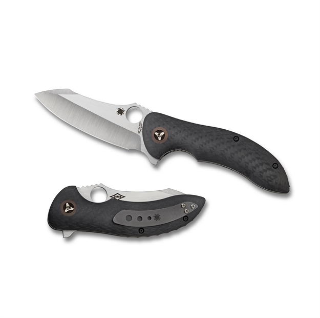 Picture of Spyderco Magnitude Folder 3.5 IN Plain Carbon Fiber Handle