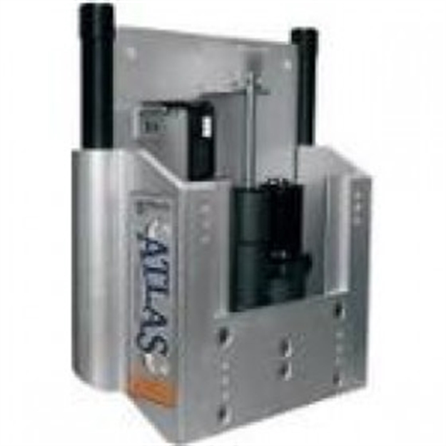 Picture of T. H. Marine Atlas Hydraulic Jack 4"