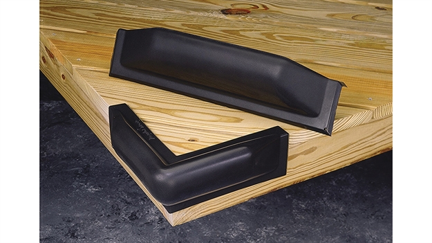 Picture of Taylormade Bmpr Cornr 10 IN Blk