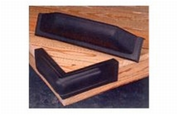 Picture of Taylormade Bmpr Dock 18 IN Blk