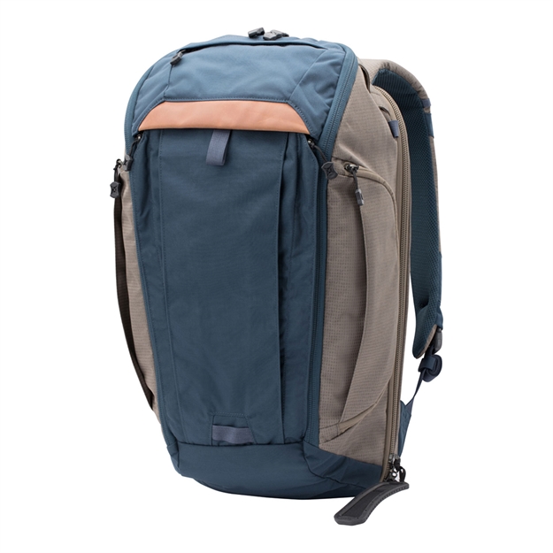 Picture of Vertx Vtx5018zdn/Shc Gamut Checkpoint  Backpack Nylon 23" H X 11" W X 8" D Navy/Black
