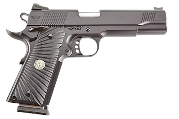 Picture of Wilson Combat Cqbfs9a Cqb  Full Size Frame 9Mm Luger 10+1 5" Match Grade Barrel, Black Serrated Carbon Steel Slide, Black Armor-Tuff Carbon Steel Frame W/Beavertail, Black G10 Starburst Grip CQB-FS-9A
