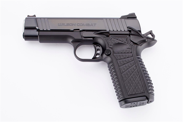 Picture of  Wilson Combat Sft9cm42 Sft9  9Mm Luger 15+1 (2) 4.25" Stainless, Black, Beavertail Frame, Integrated Grips, Fiber Optic Sights