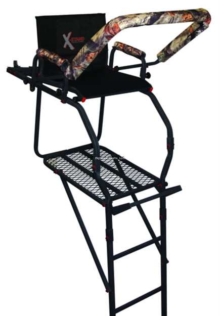 Picture of X-Stand Treestands The Onyx 17' Single Ladderstand Jaw Safety System 300# Weight Cap 19"X26" Platform 20"X15" Seat