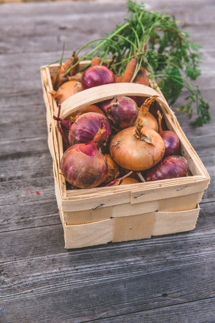 onions basket purple white