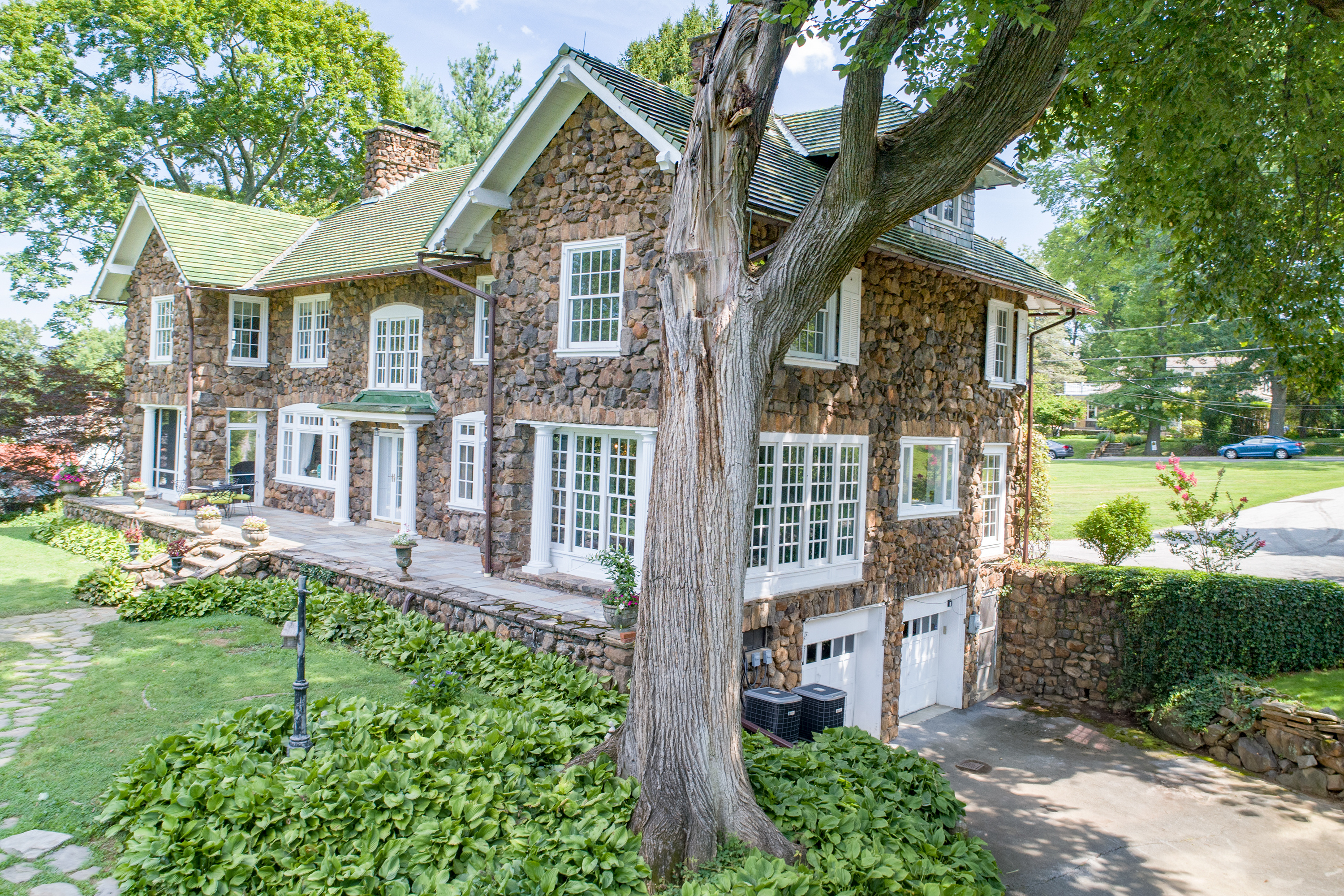 Virtual Tour 720 N Walnut St, West Chester, PA