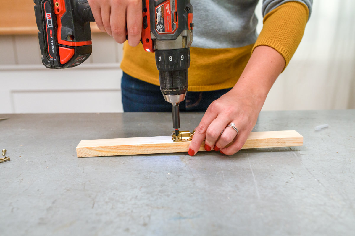 drill the side bolts drill the side bolts