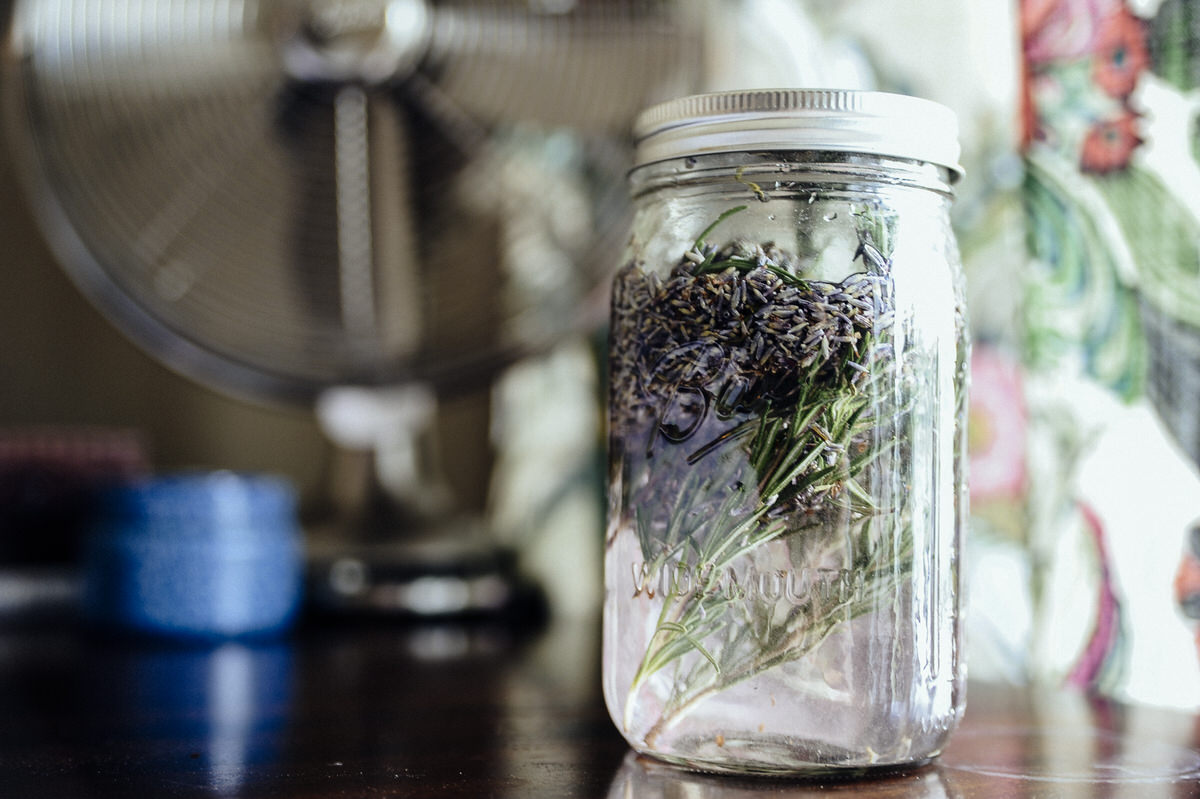 white vinegar over rosemary and lavender white vinegar over rosemary and lavender