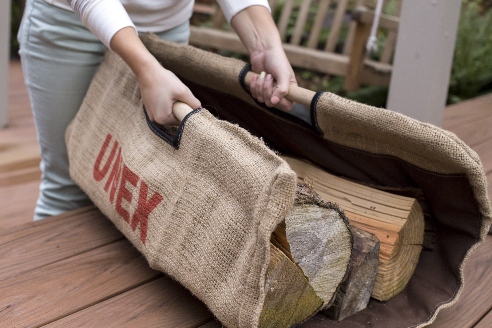 How to Build a DIY Log Carrier