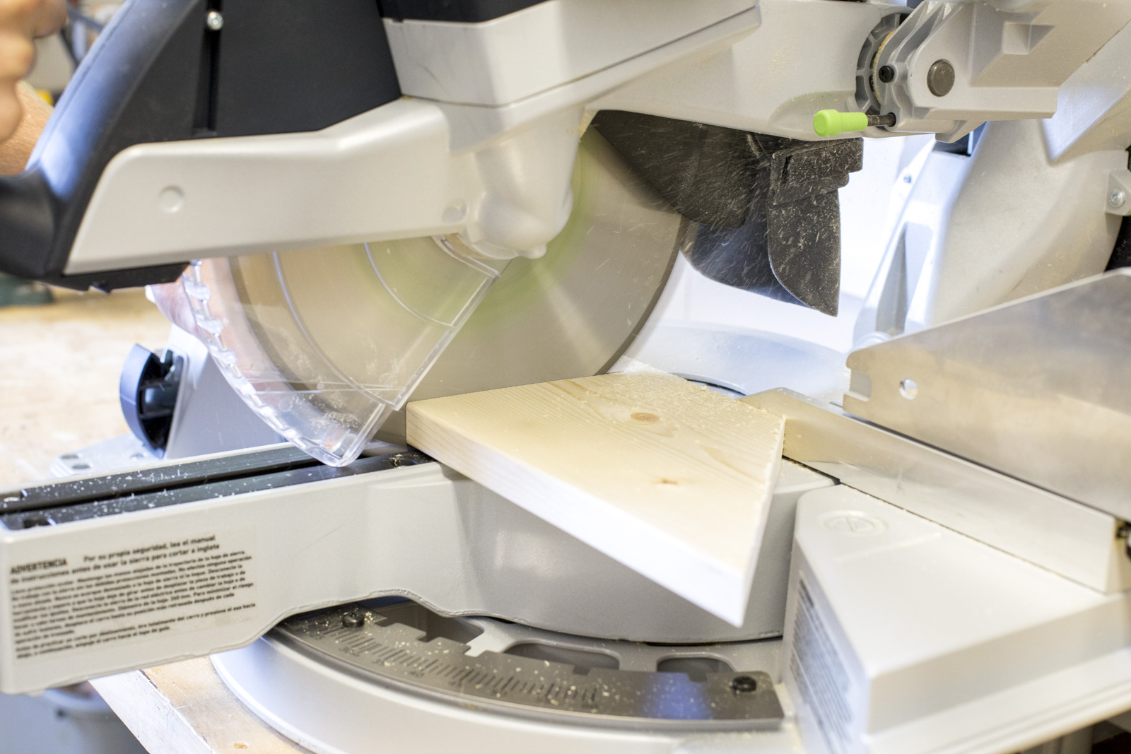 How to Use A Chop Saw (Miter Saw) DIY Tips