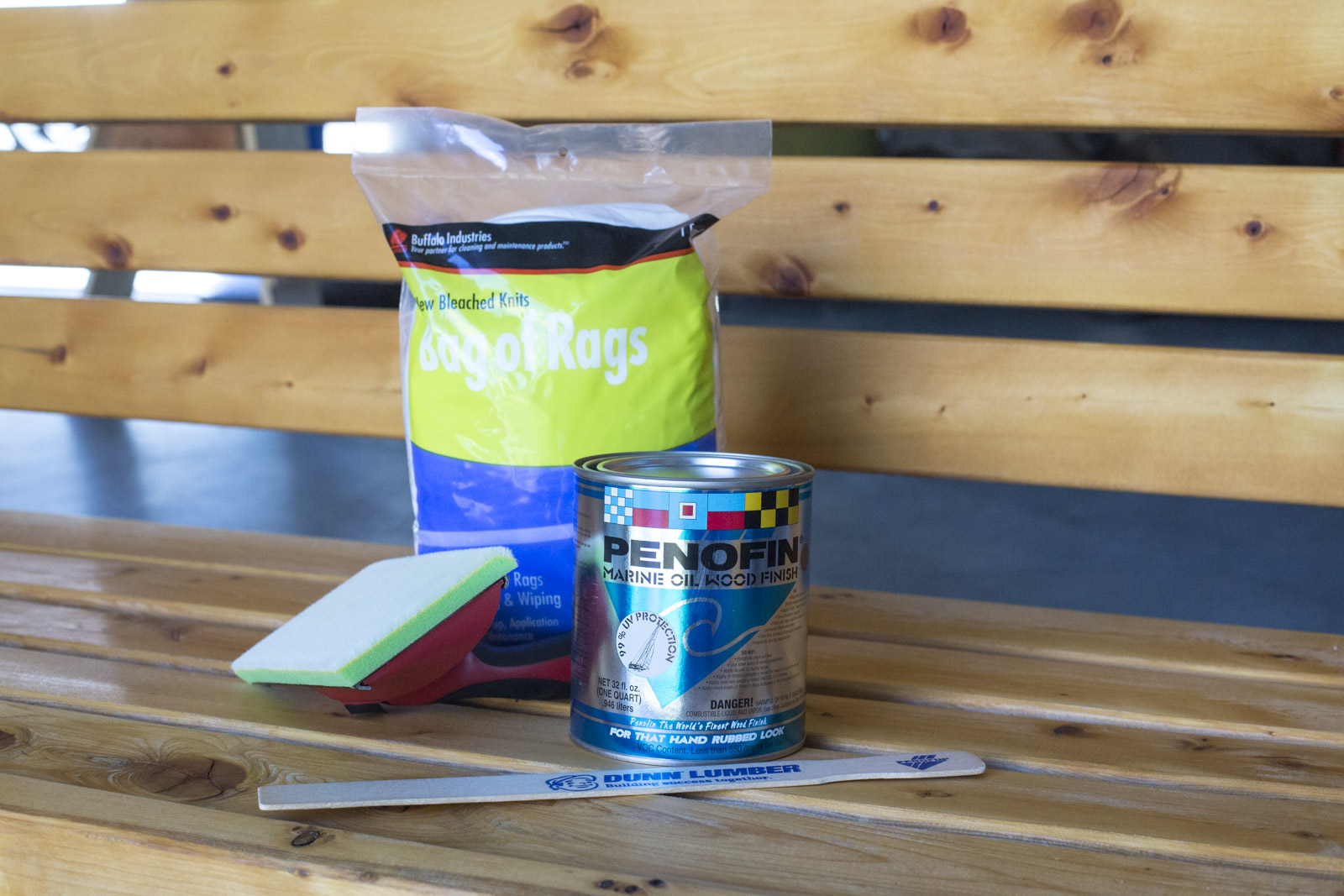 How to Refinish a Weathered Bench Using DIY Methods