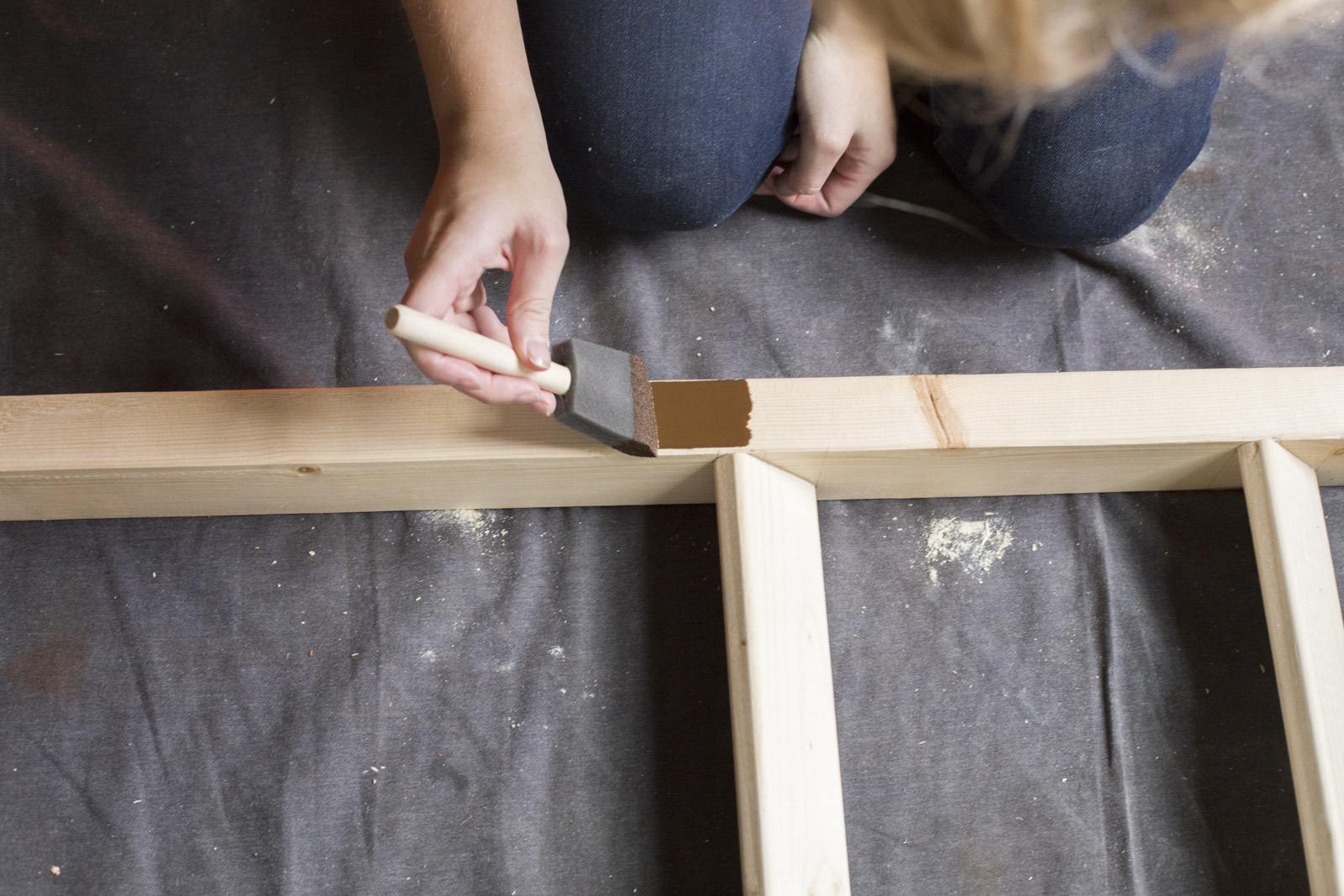 staining a blanket rack
