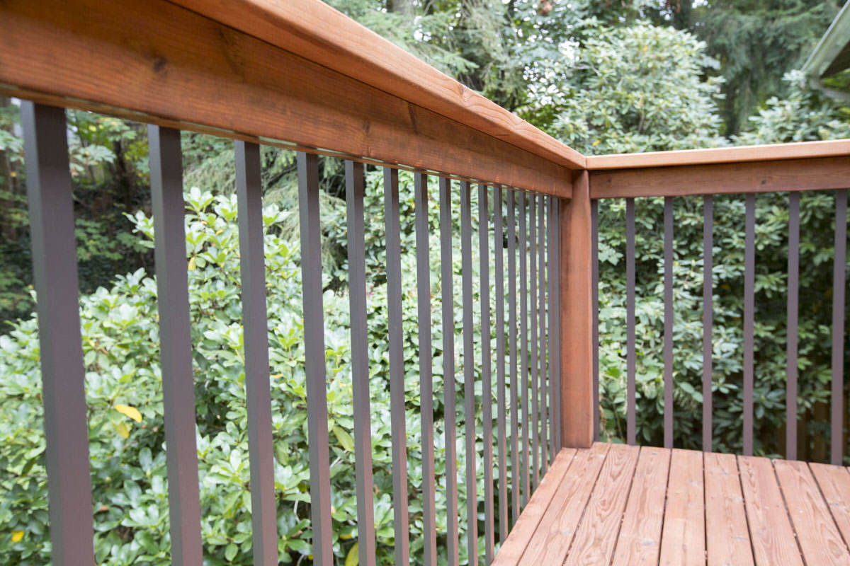 modernize your deck with aluminum balusters at Seattle garden show modernize your deck with aluminum balusters at Seattle garden show