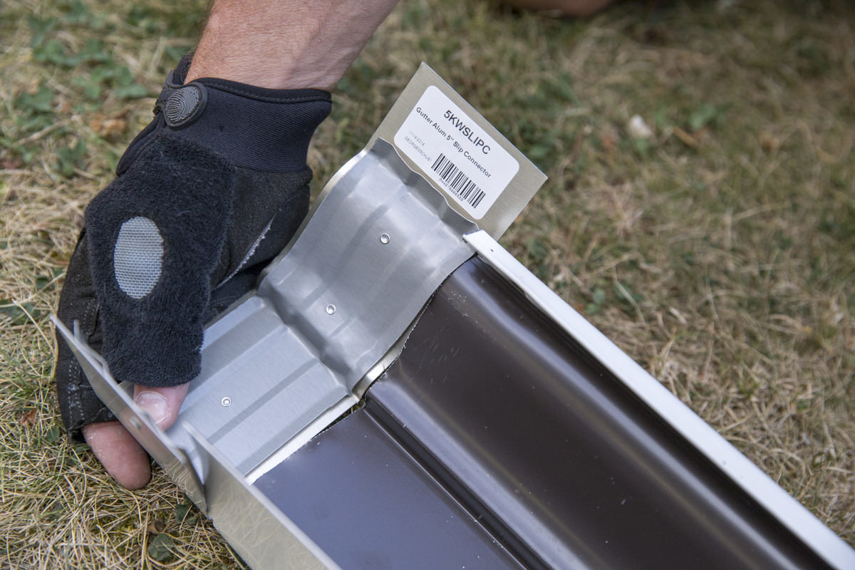 How to Install a Gutter for a Patio Dry Space