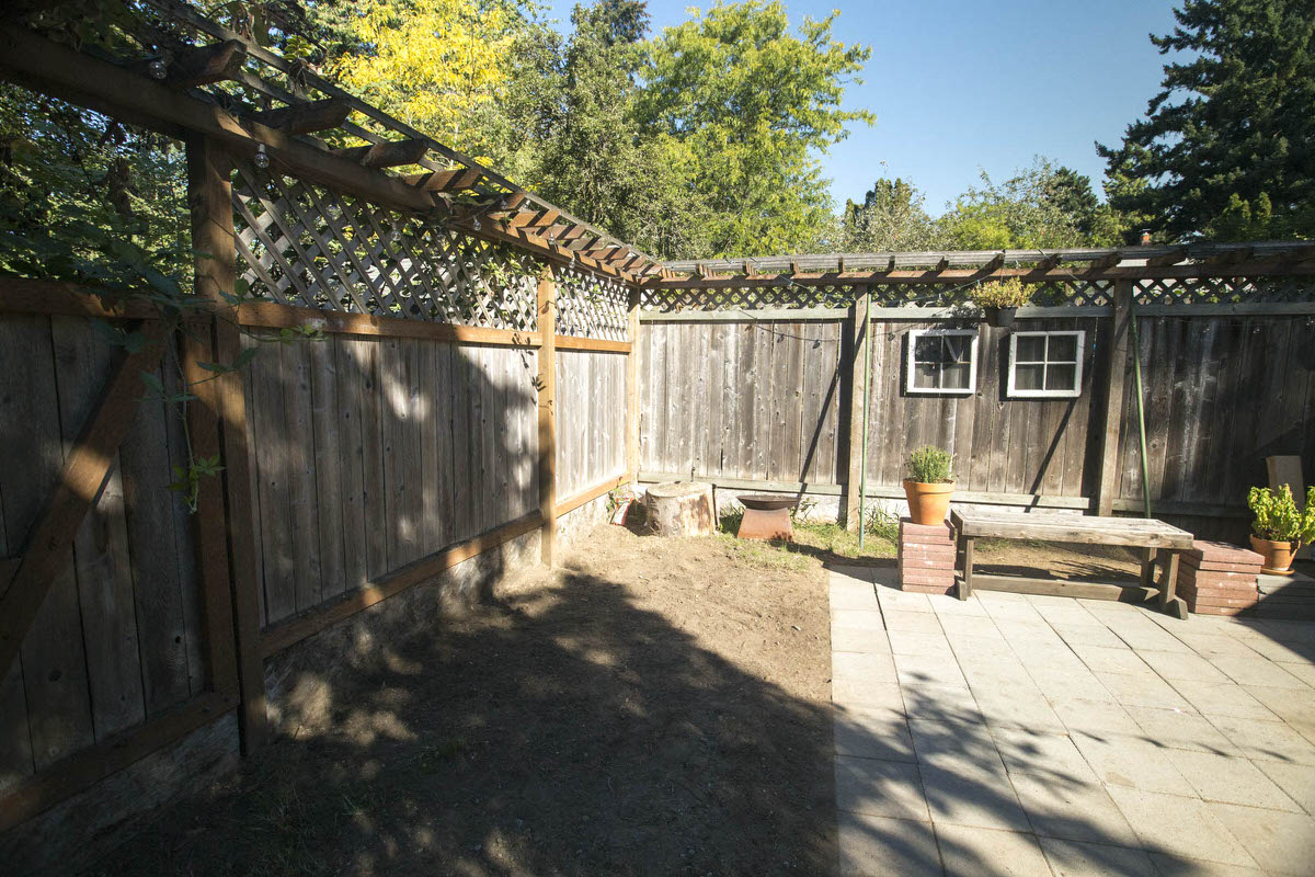 How To Make A Raised Juniper Garden Bed | DIY Garden Bed | Dunn Lumber