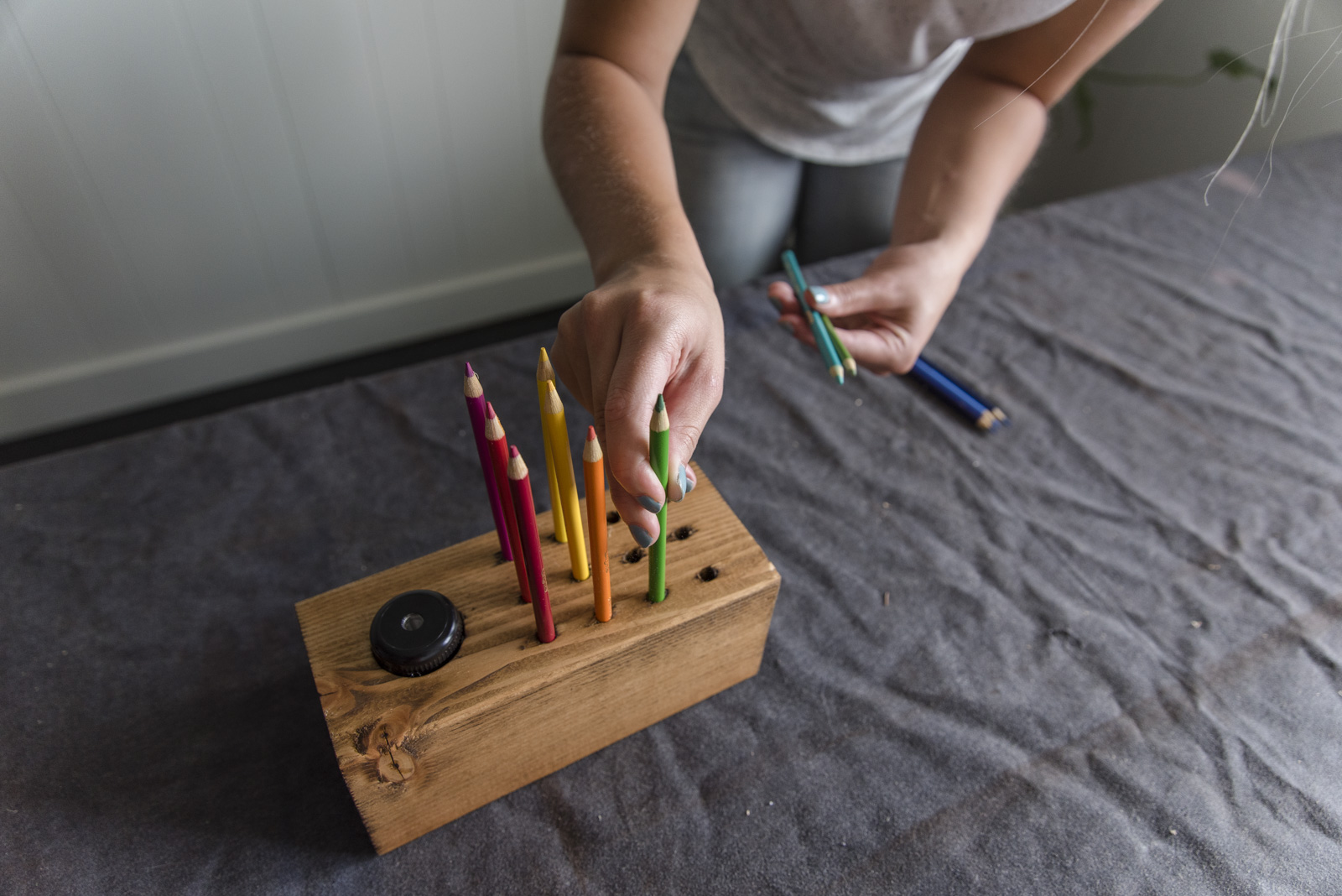 How to Make a DIY Pencil Holder