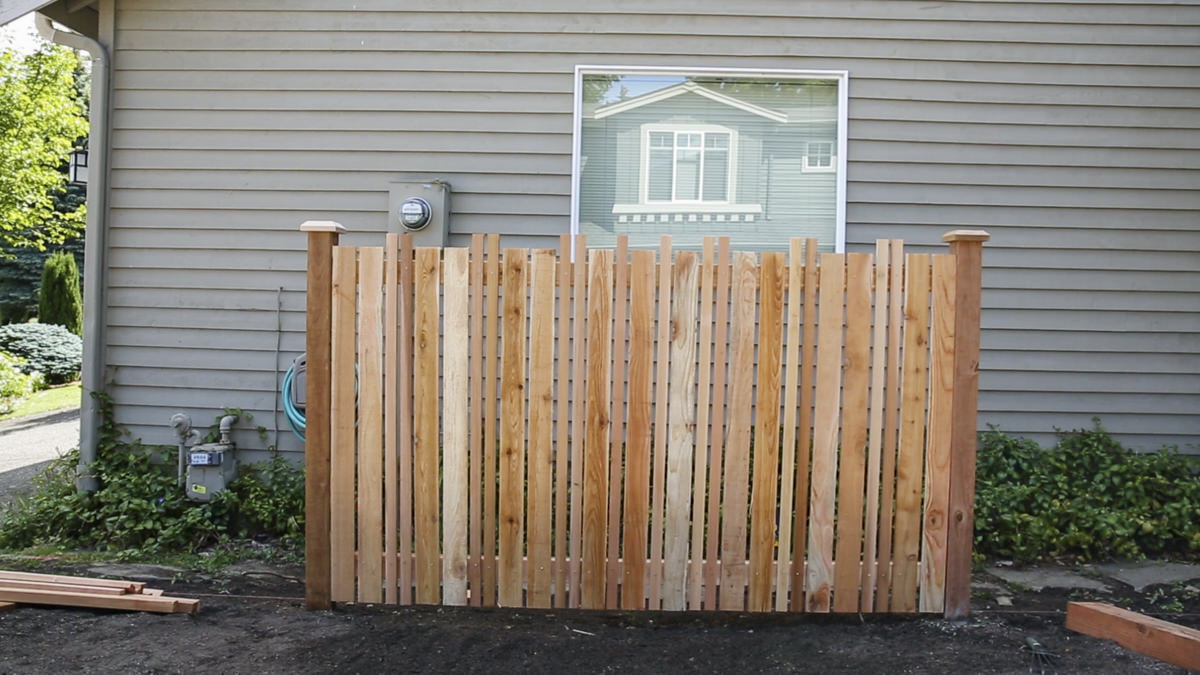 build a diy vertical fence at Seattle garden show build a diy vertical fence at Seattle garden show