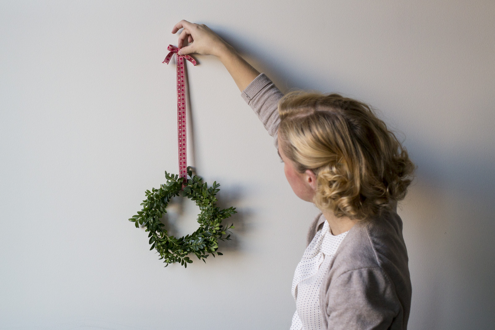 DIY Christmas Wreath DIY Christmas Projects 12 Days Of DIY