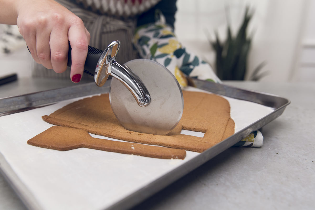 pizza cutter for gingerbread houses pizza cutter for gingerbread houses