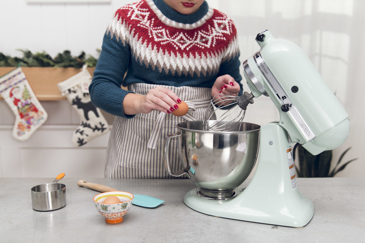 making icing making icing