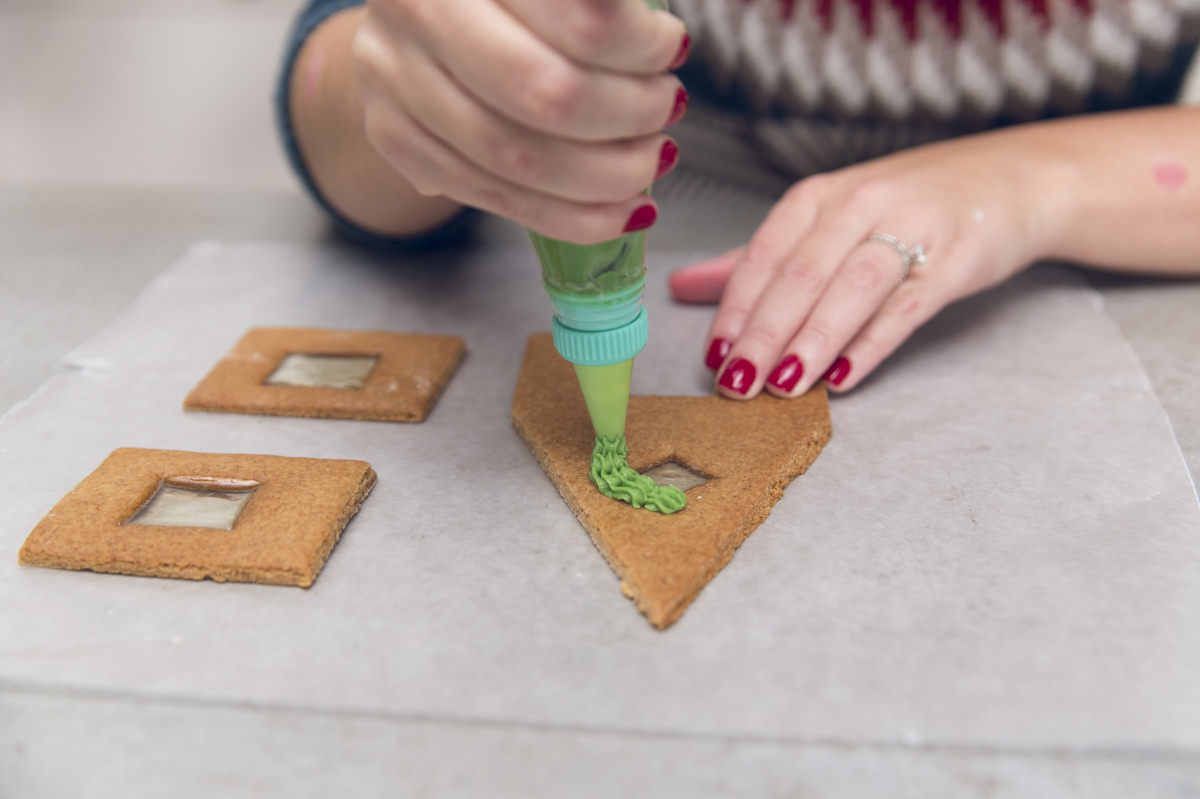 decorating gingerbread house walls decorating gingerbread house walls