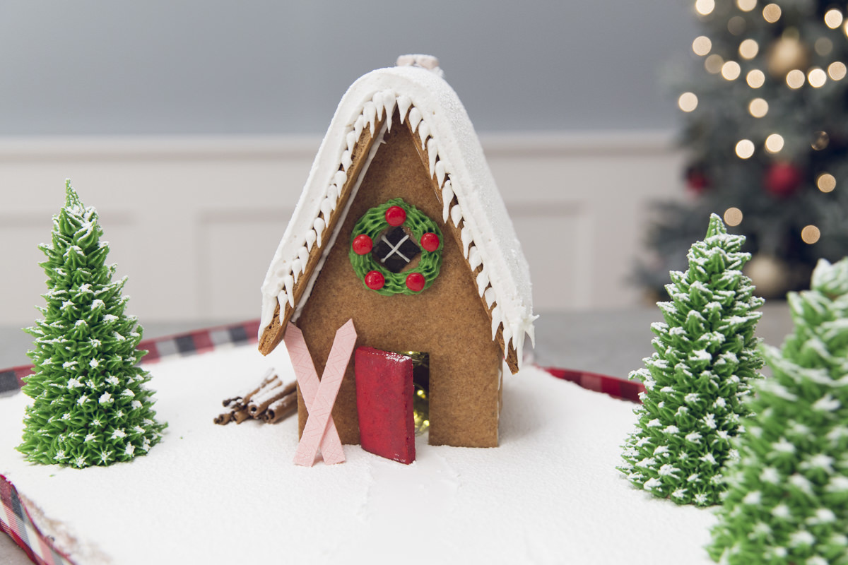 diy gingerbread house diy gingerbread house