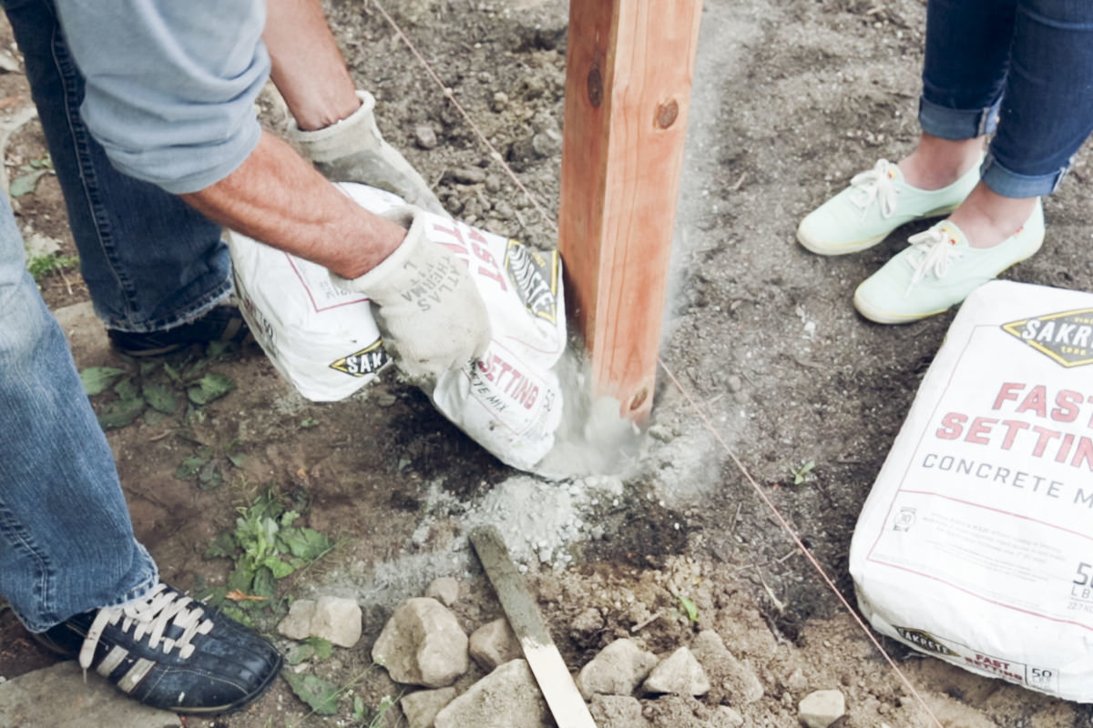 emptying bag of concrete for fence post emptying bag of concrete for fence post